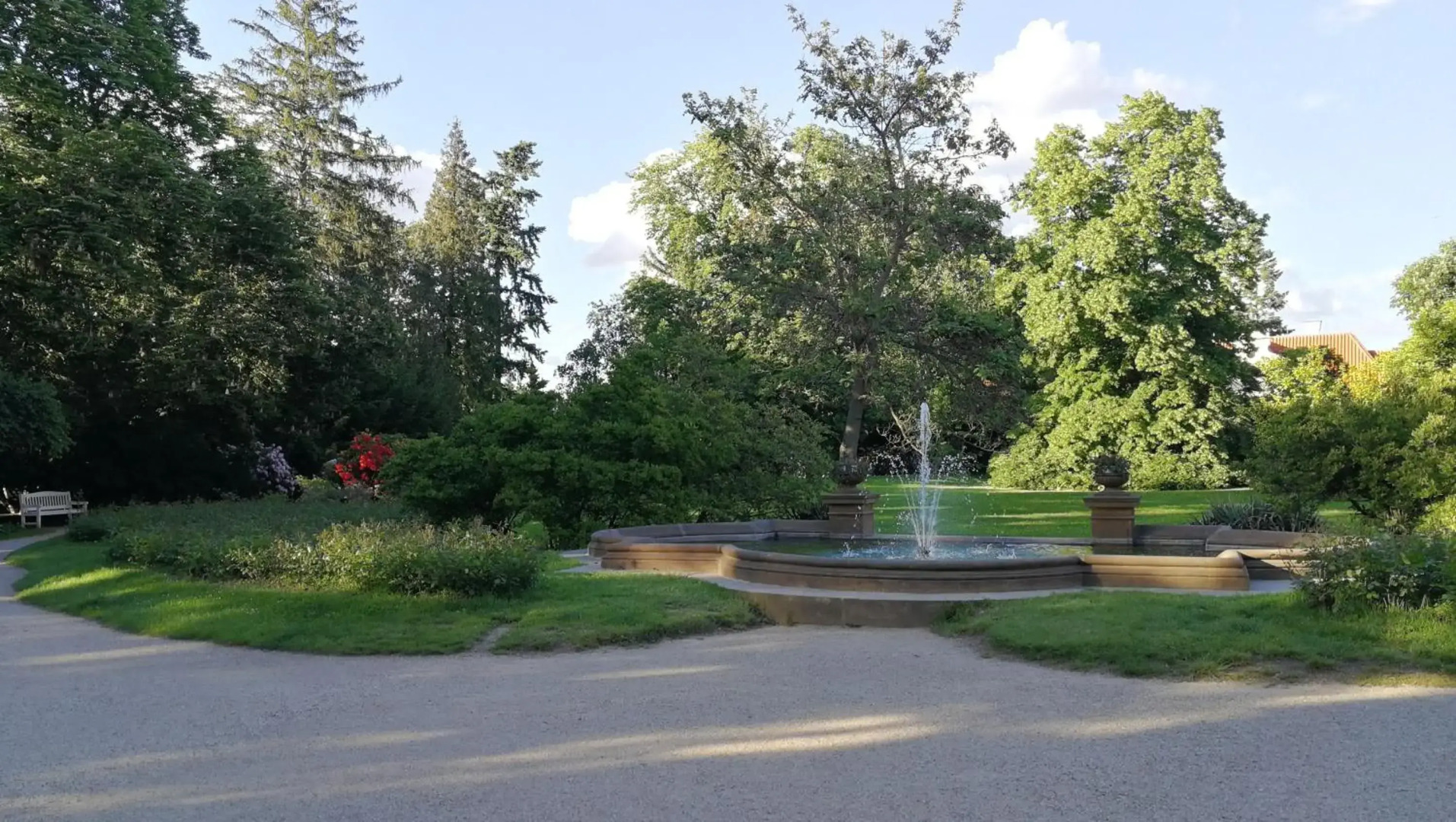 Hotel Tulipan Pruhonice