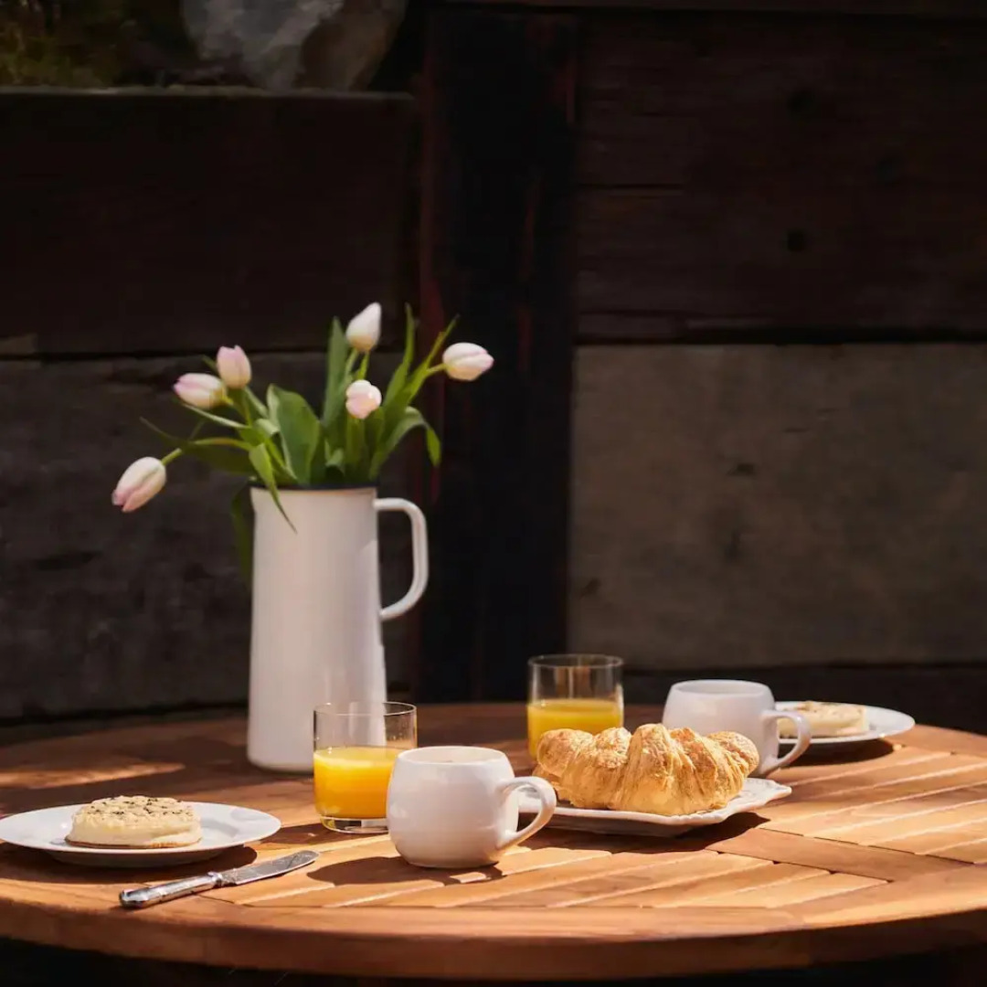 Swallows End in Lower Ashton