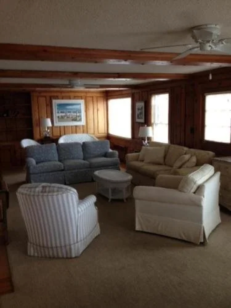 Wychmere Beach Club