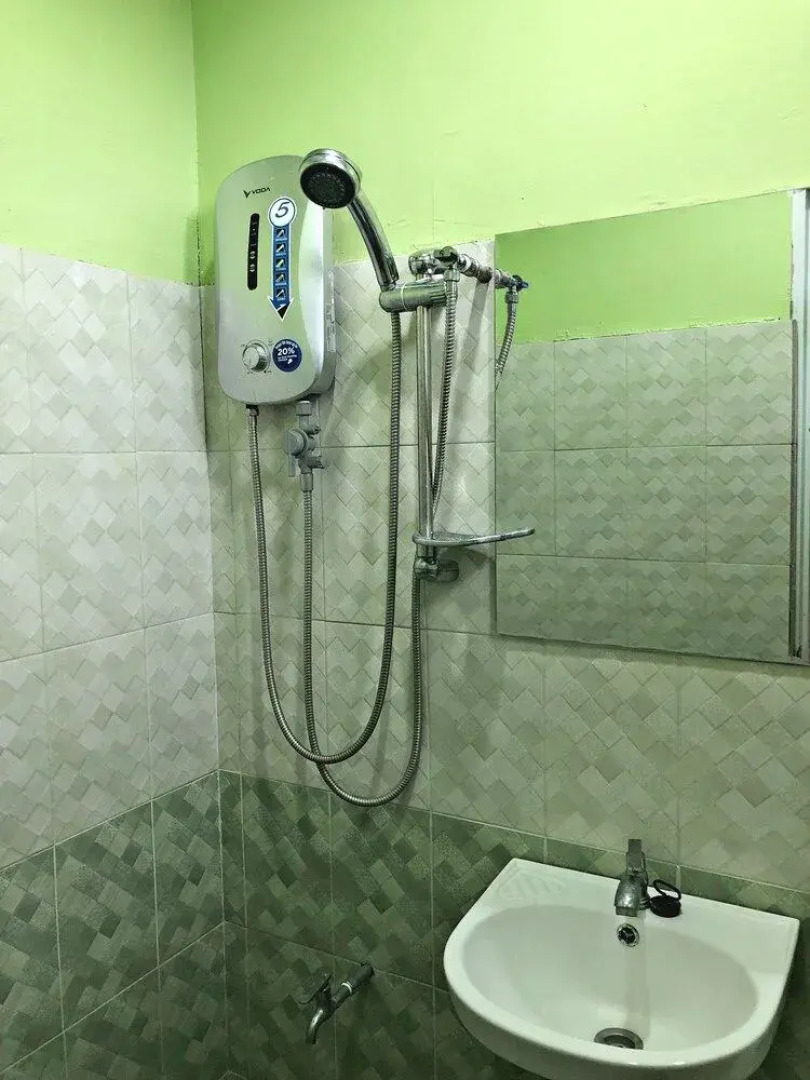 Racadisson Tourist Inn