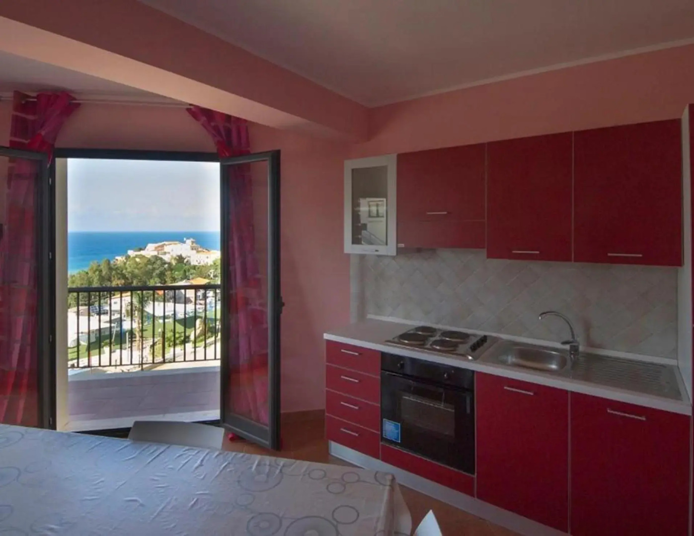 Tus'Hotel Apartments