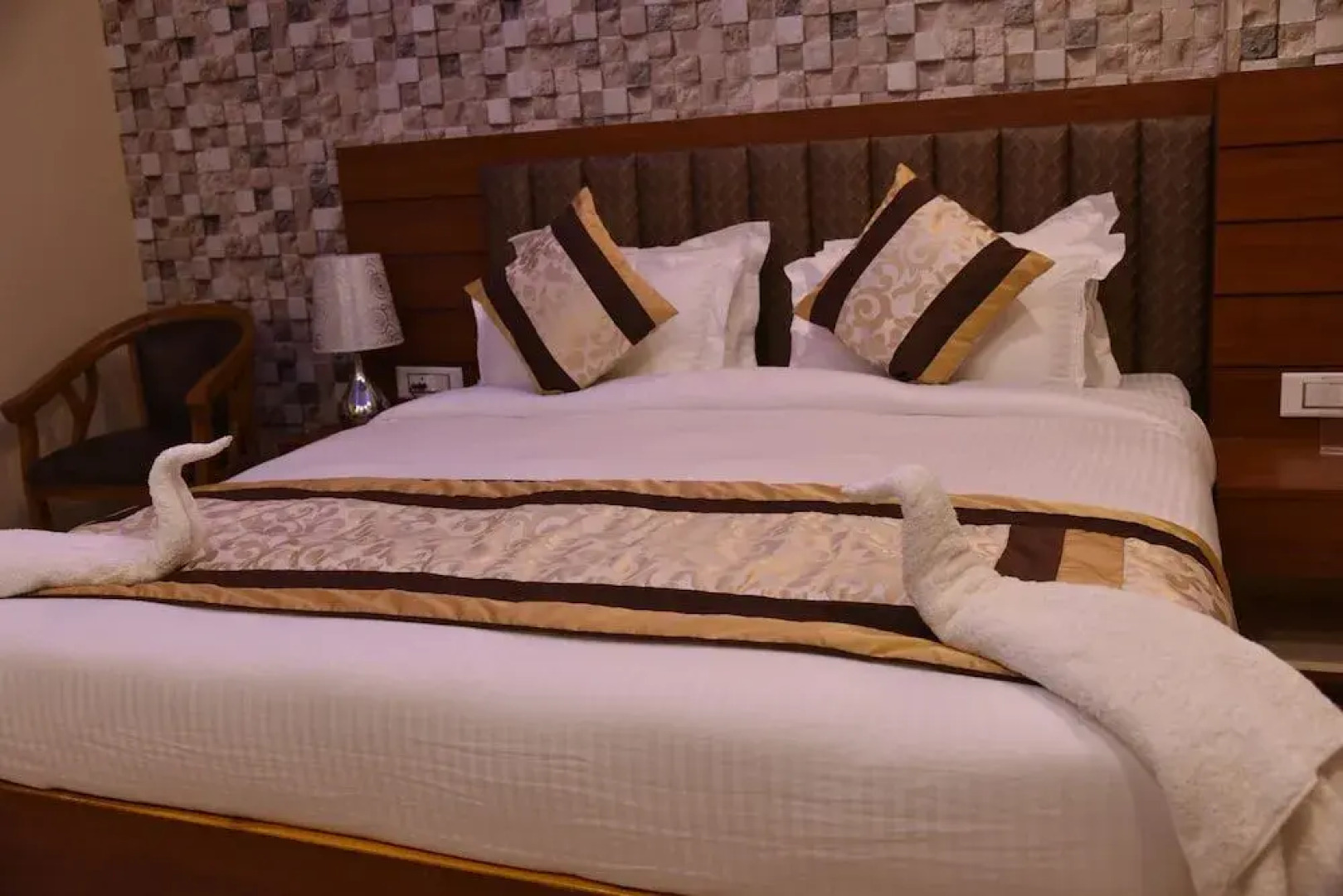 HOTEL MAMTA INTERNATIONAL , BIHARSHARIF - Nalanda- Bihar