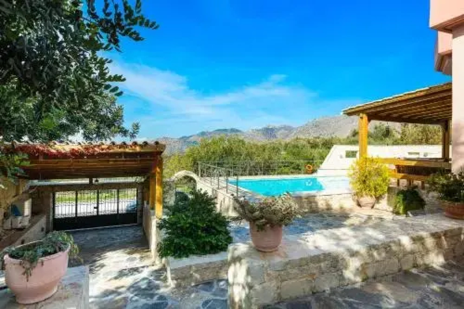Villa Artemis