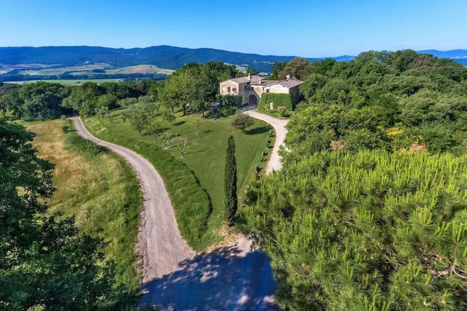 Villa With 8 Bedrooms in Buonconvento, With Private Pool, Furnished Garden and Wifi - 90 km From the Beach