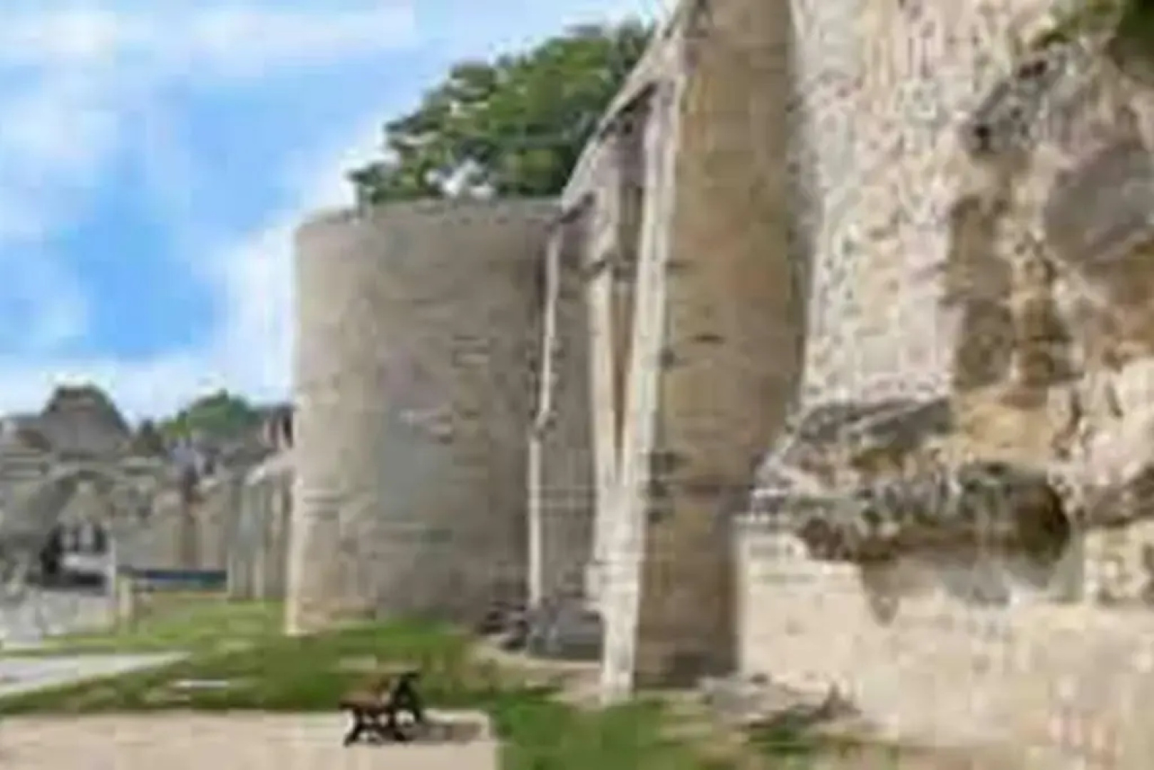 Laon : « Suite Privee Au Pied de la Cathedrale »
