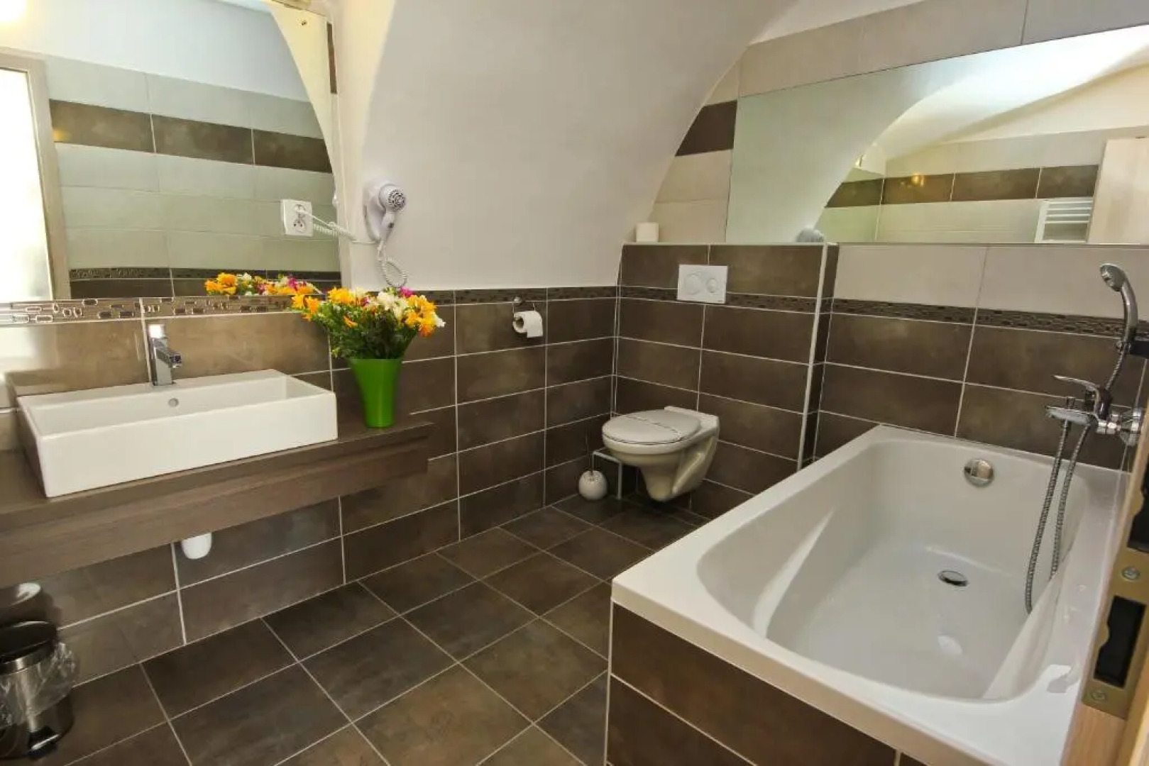 Suites & Apartments U Tri Hrusek