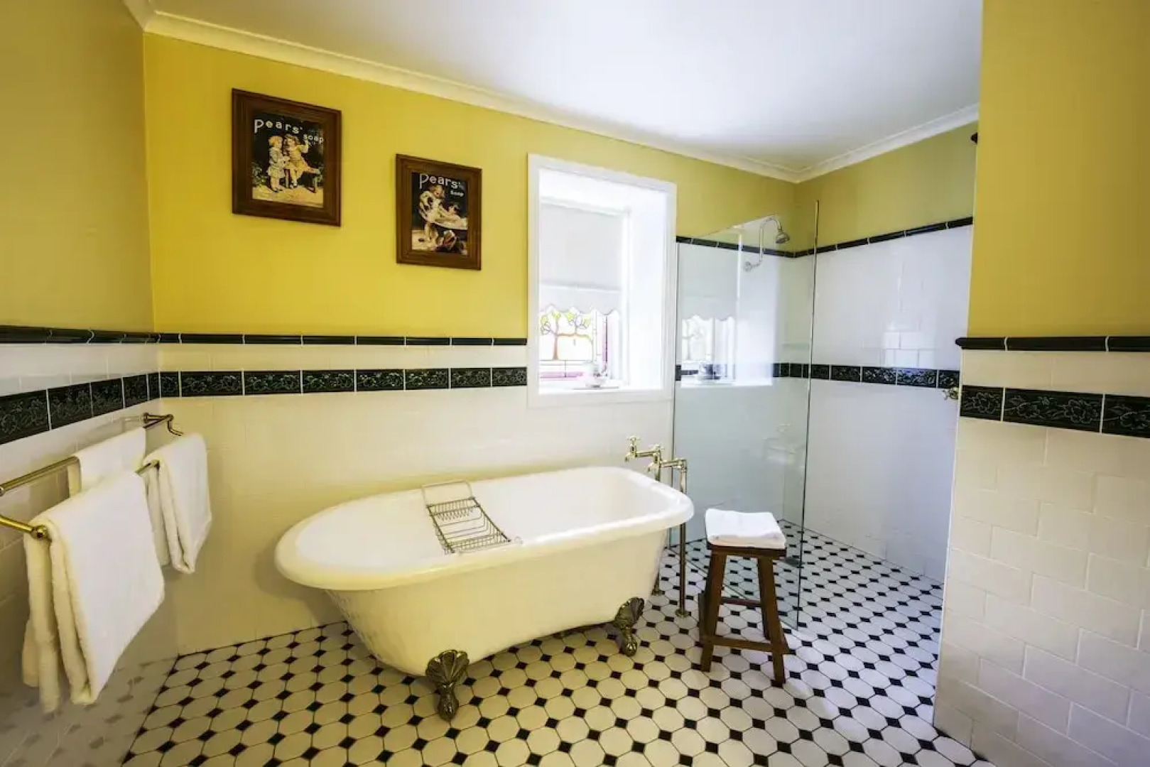 Angel's Aisle Cottages