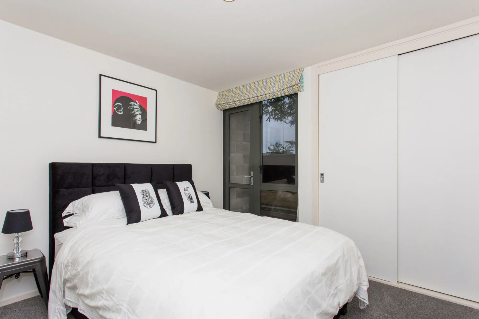 Snug In the City Apartment