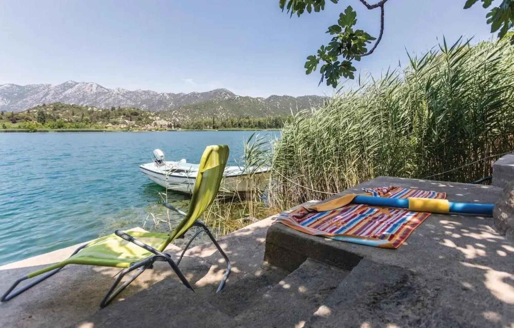 Awesome Home in Bacina With Wifi and 2 Bedrooms