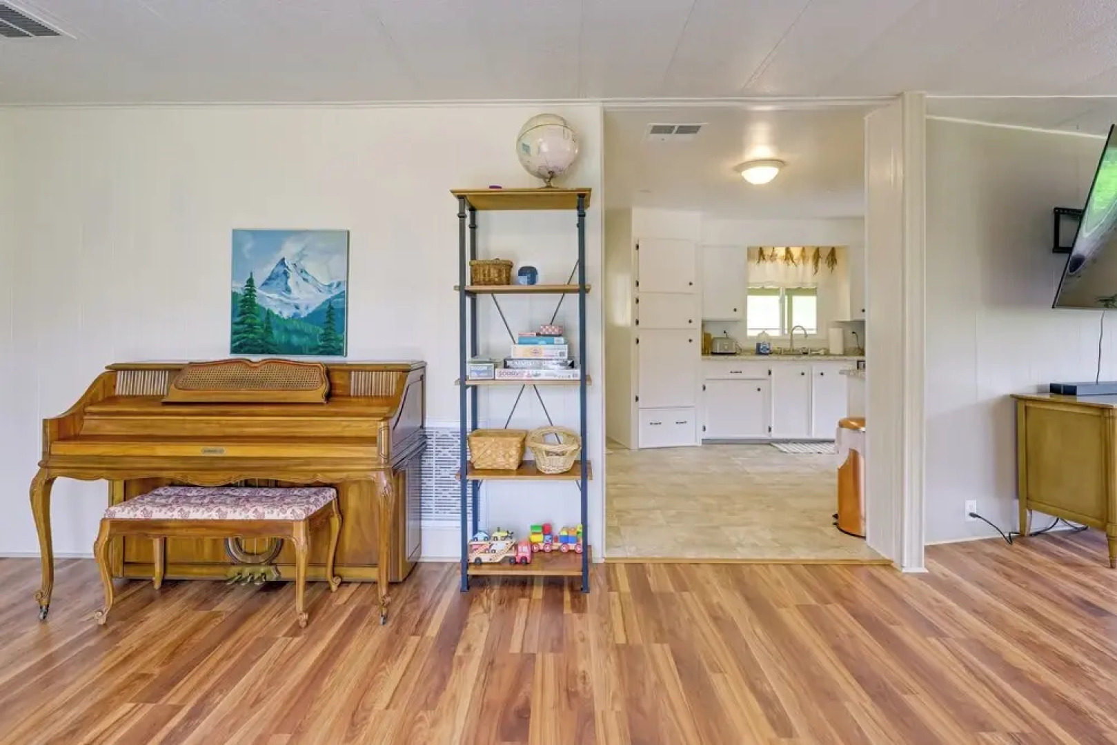 Adventure Haven w/ On-site Fun: Near Sequoia!