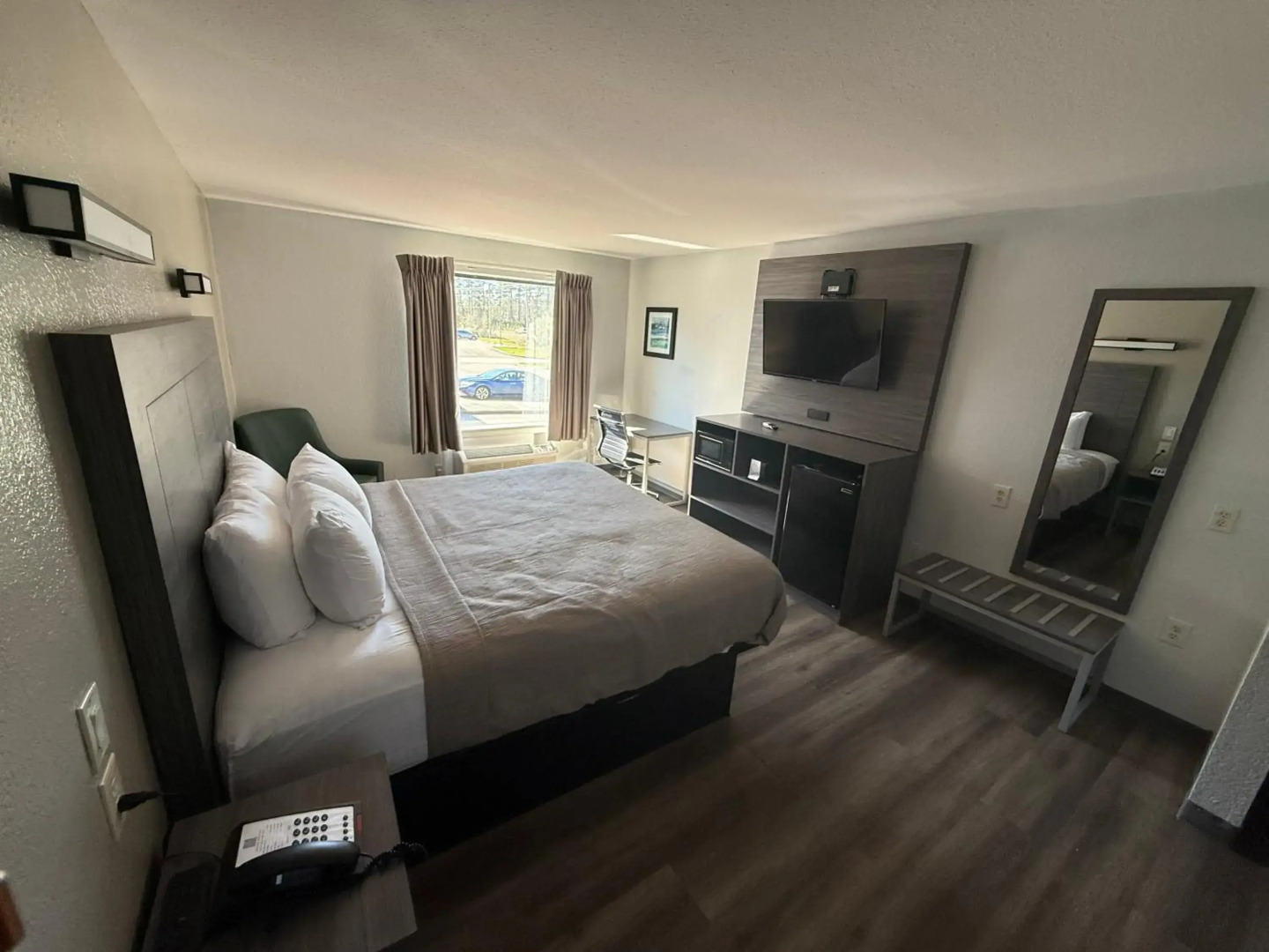 Quality Inn & Suites Biloxi - Ocean Springs