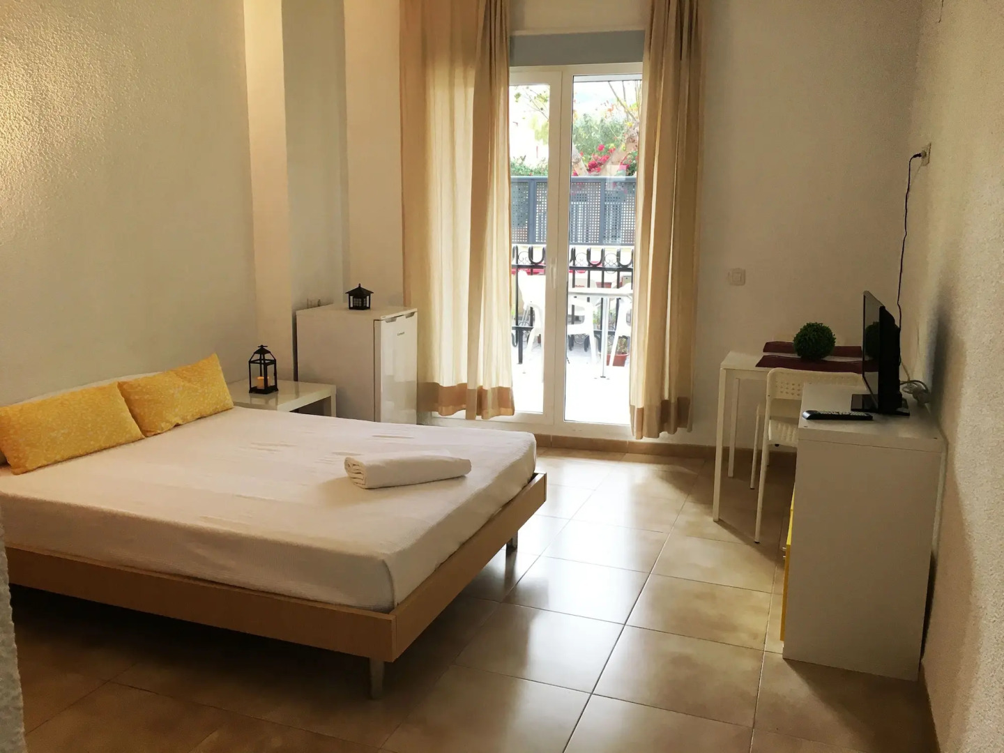 Apartamentos Doña Carmen 3000