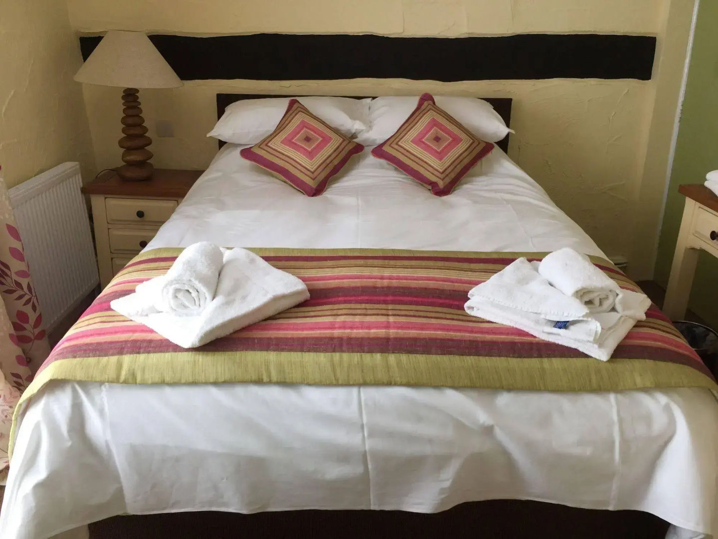 The Royal Victoria & Bull Hotel