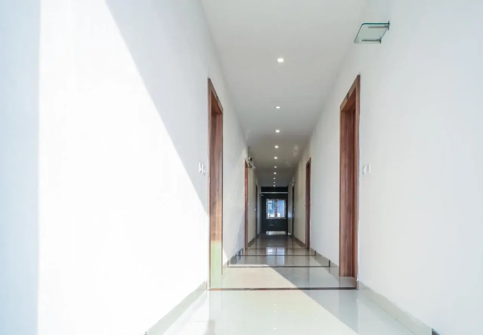 Hotel Divine Regency