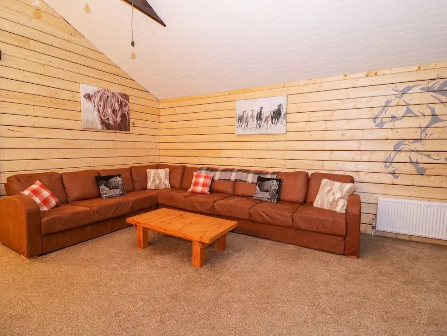 The Paddock, Llanbrynmair