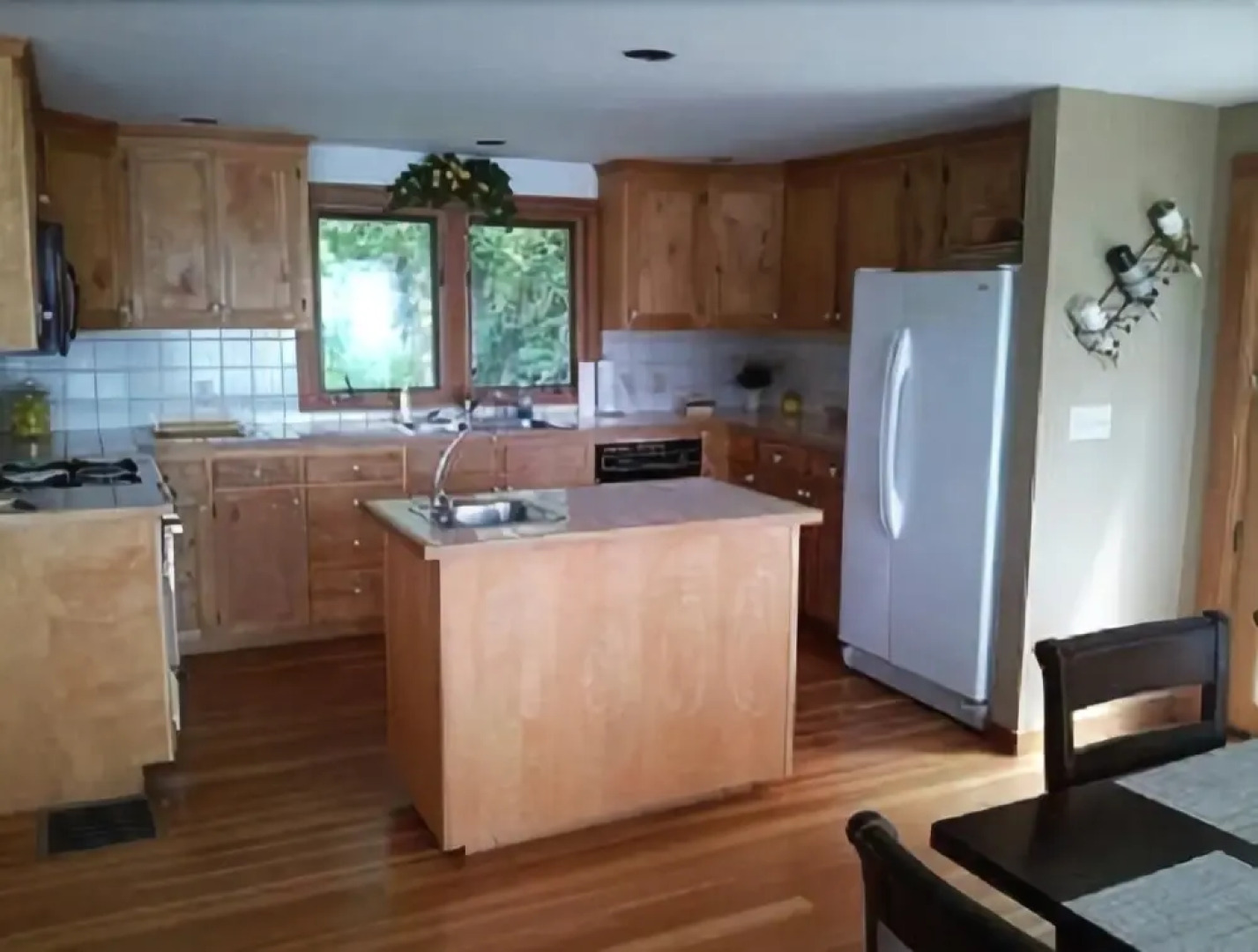 Marks Sea Cottage - Three Bedroom Home