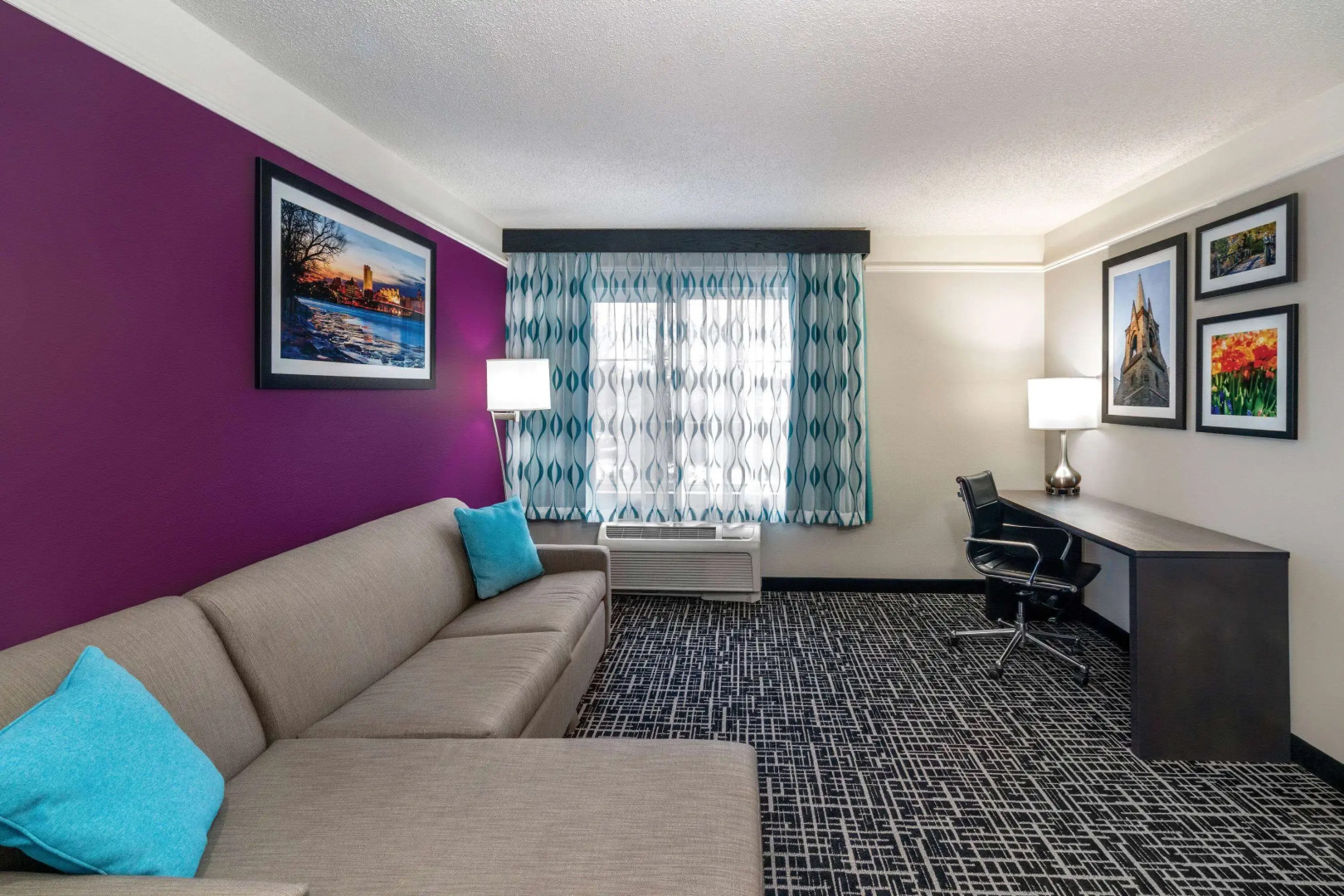 La Quinta Inn & Suites by Wyndham Latham Albany Airport