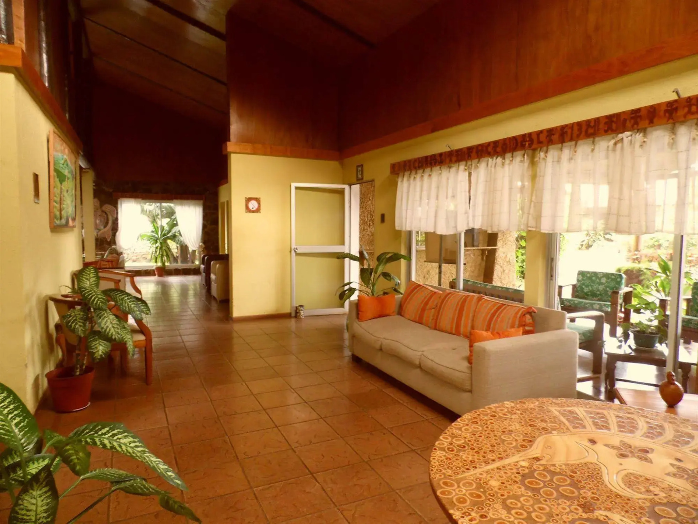 Manutara Hotel