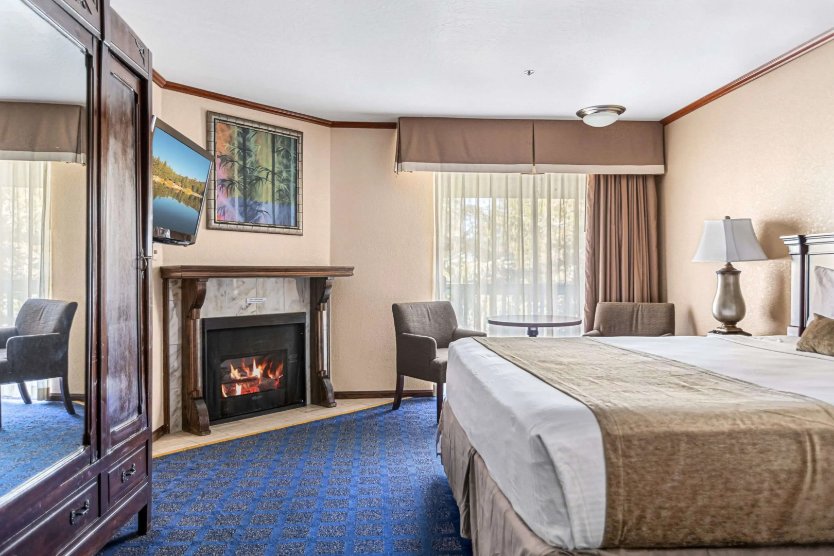 Chateau Big Bear Boutique Hotel, BW Signature Collection