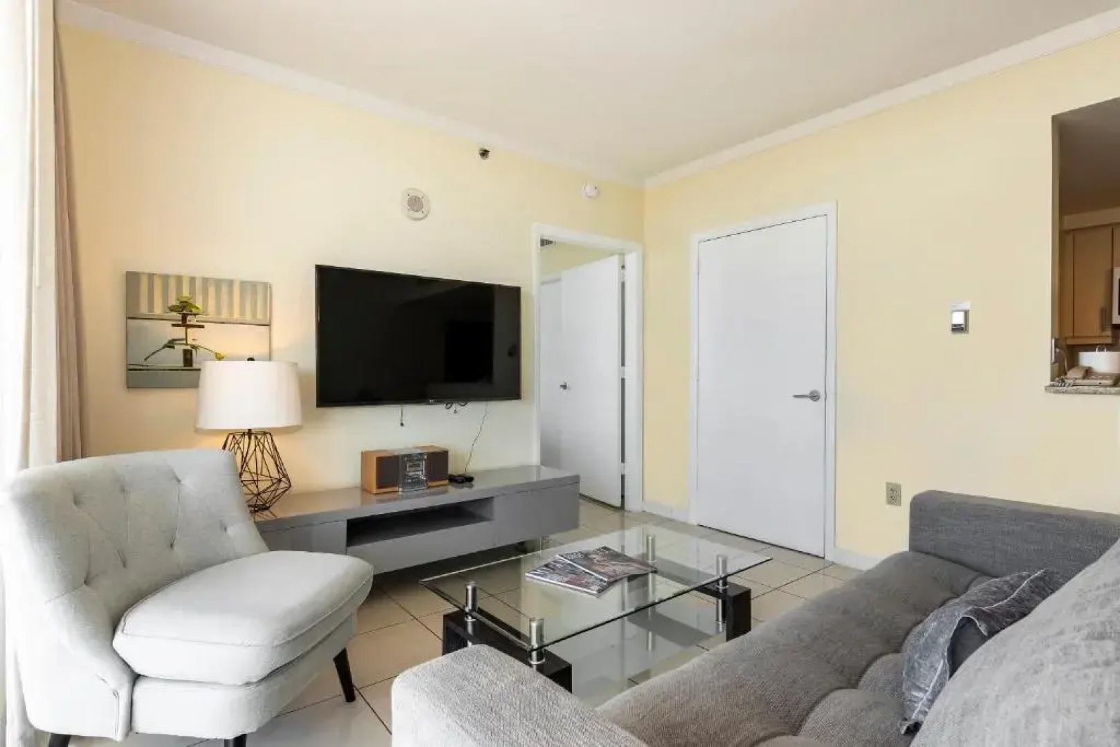 Mutiny Park by SoFLA Vacations