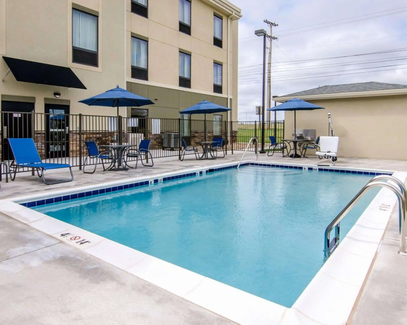 Comfort Inn & Suites Lynchburg Airport - University Area