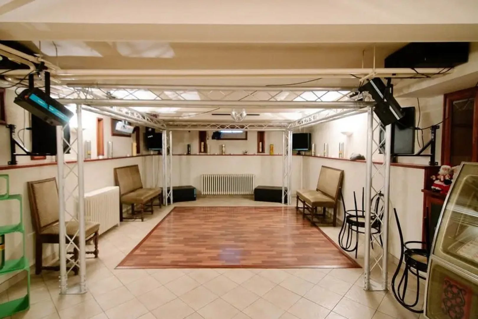 Pick Your Place Nancy