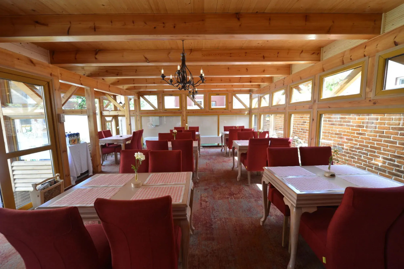 Noblesse Boutique Hotel