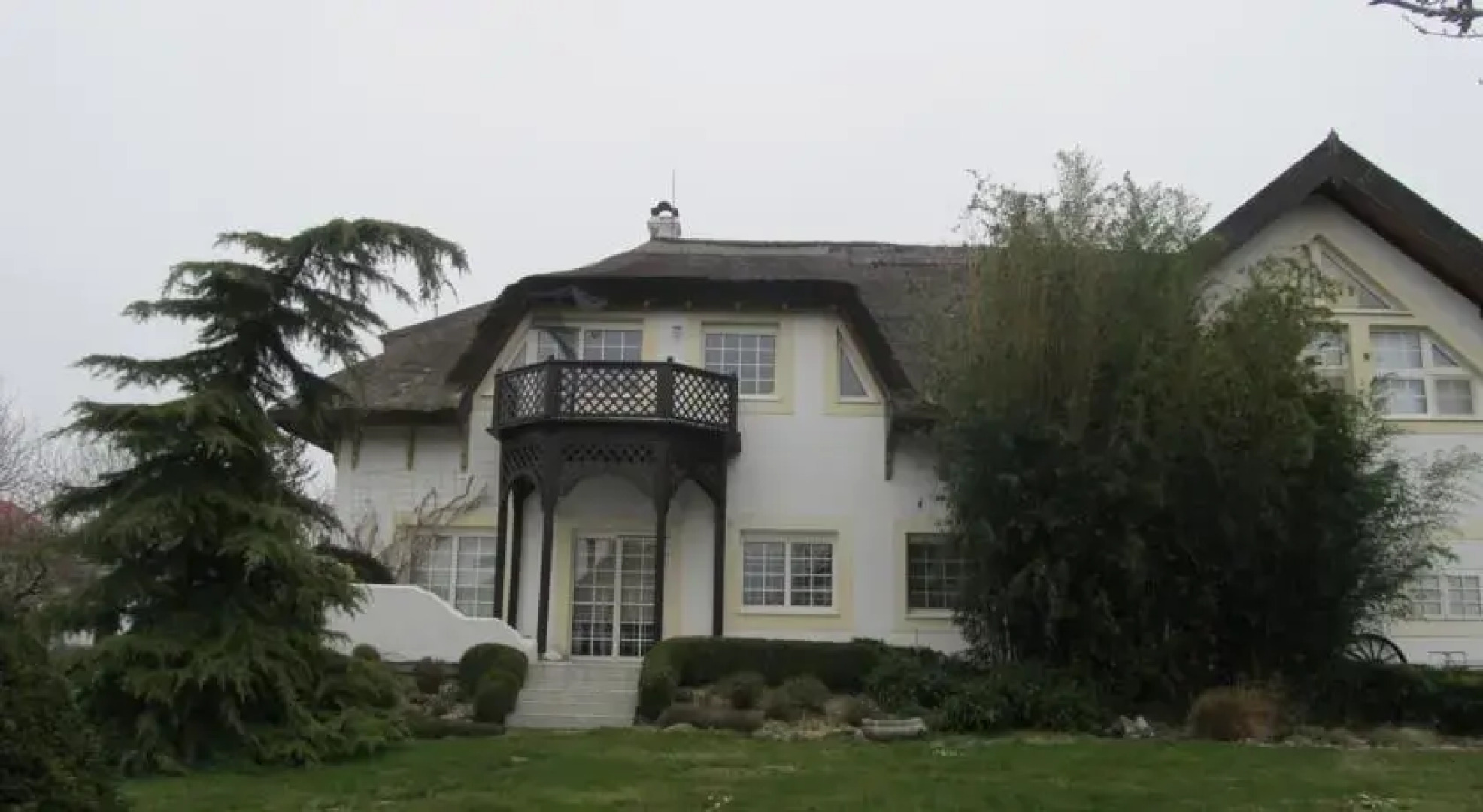 Malomkert Kehida Apartmanház