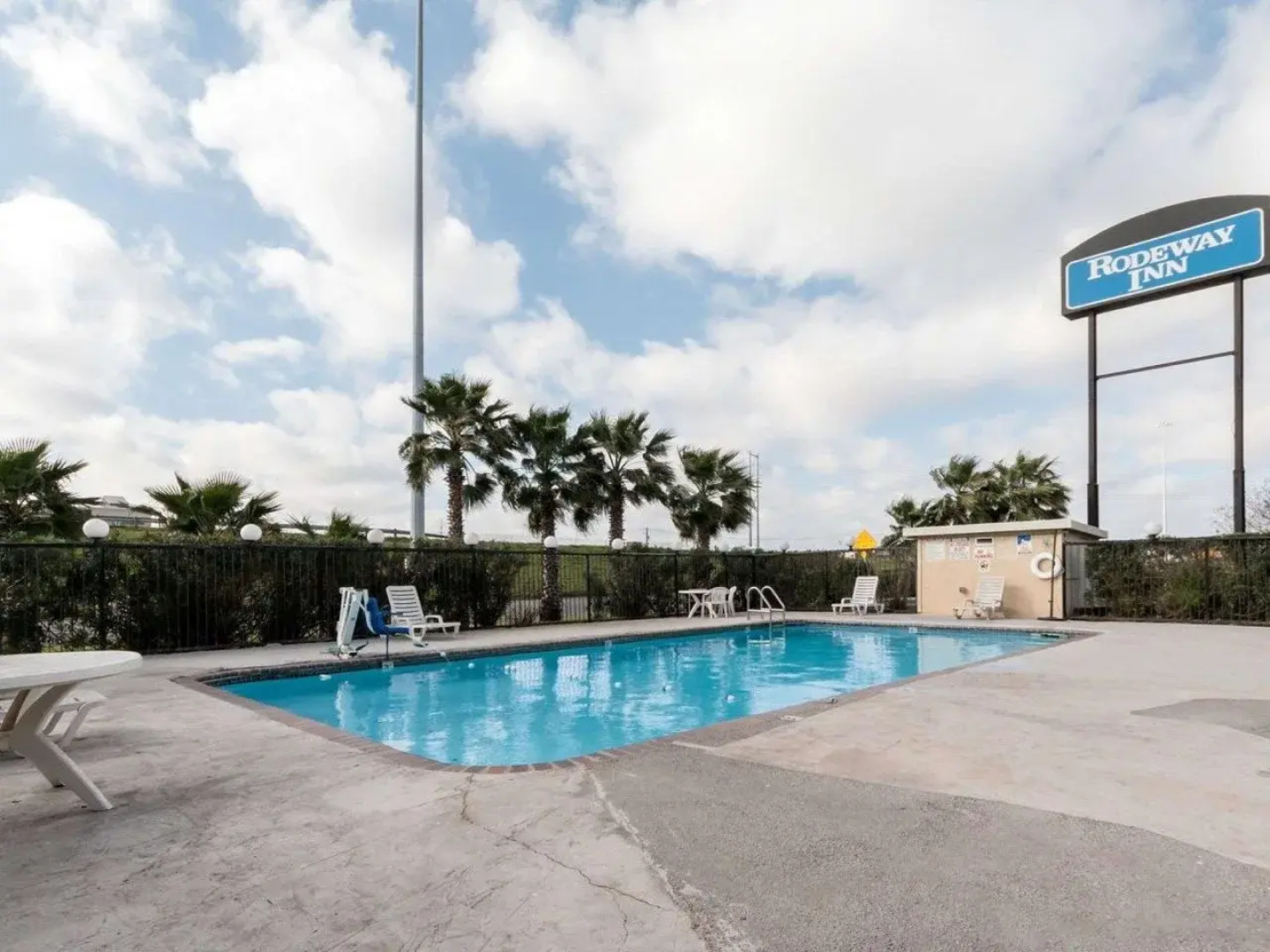 Rodeway Inn Corpus Christi