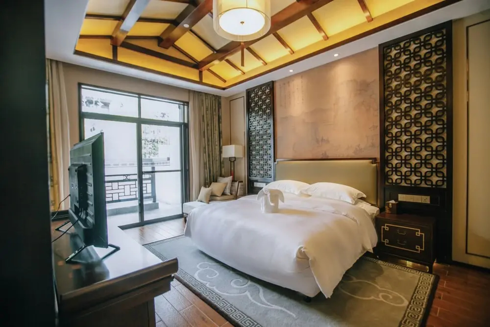Xinhualian Lv Xin Gu Hotel
