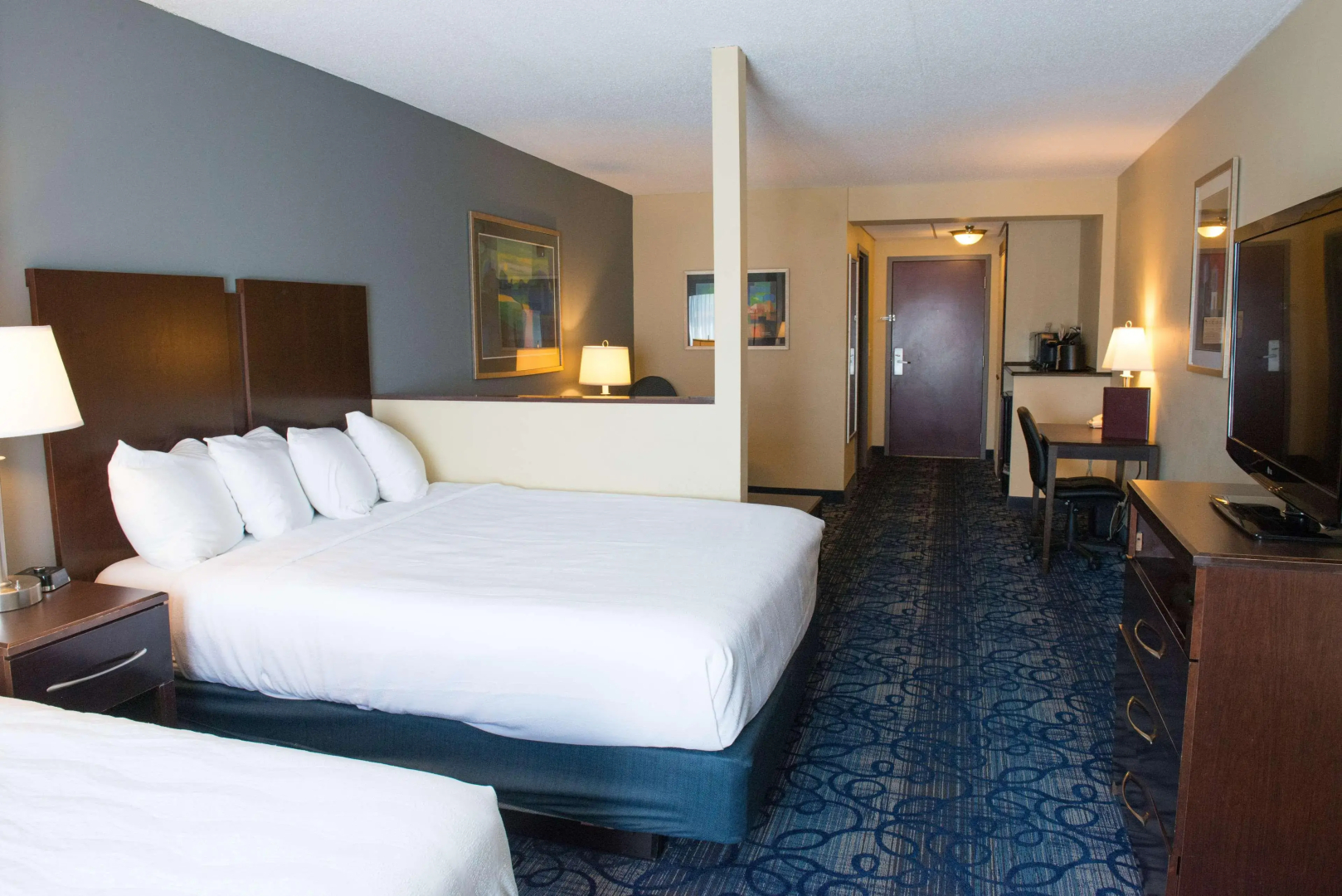 Best Western Plus Waynesboro Inn & Suites Conference Center