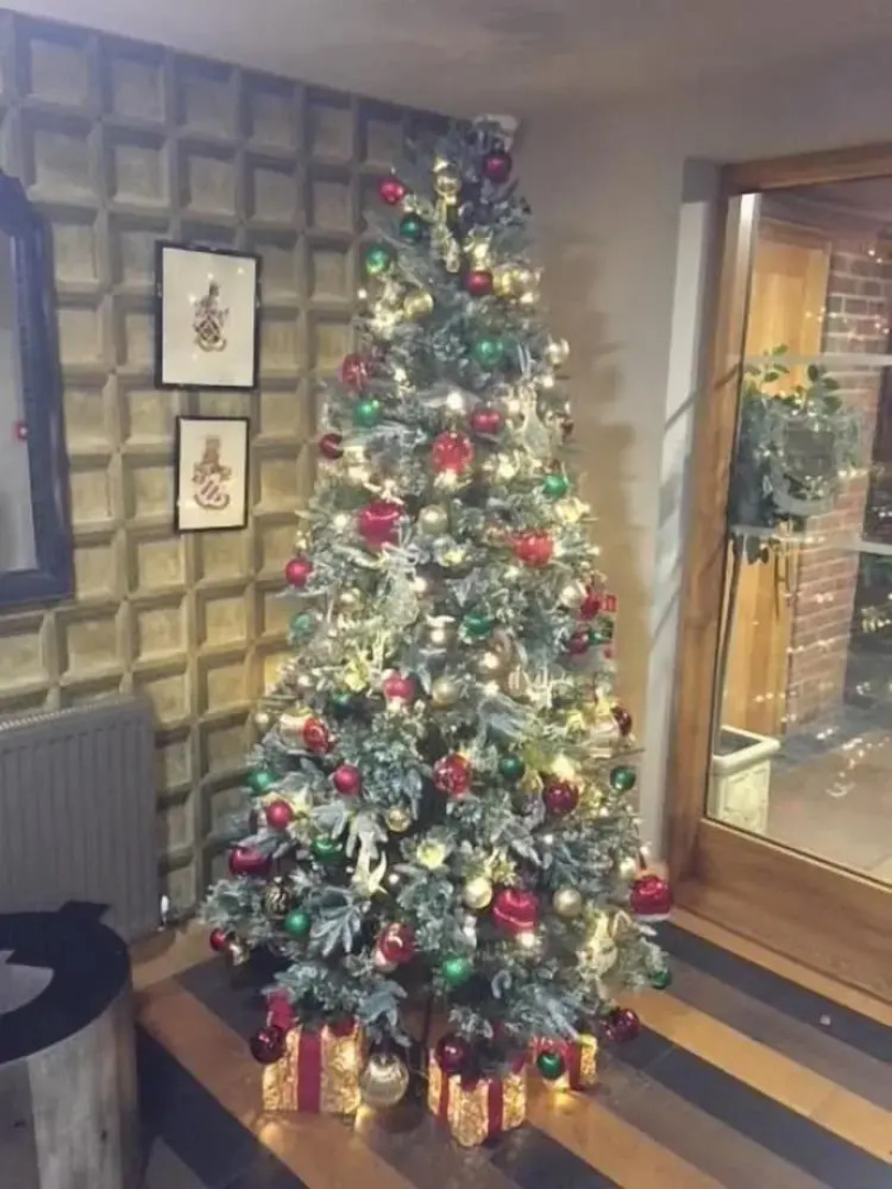 The Queens at Horton