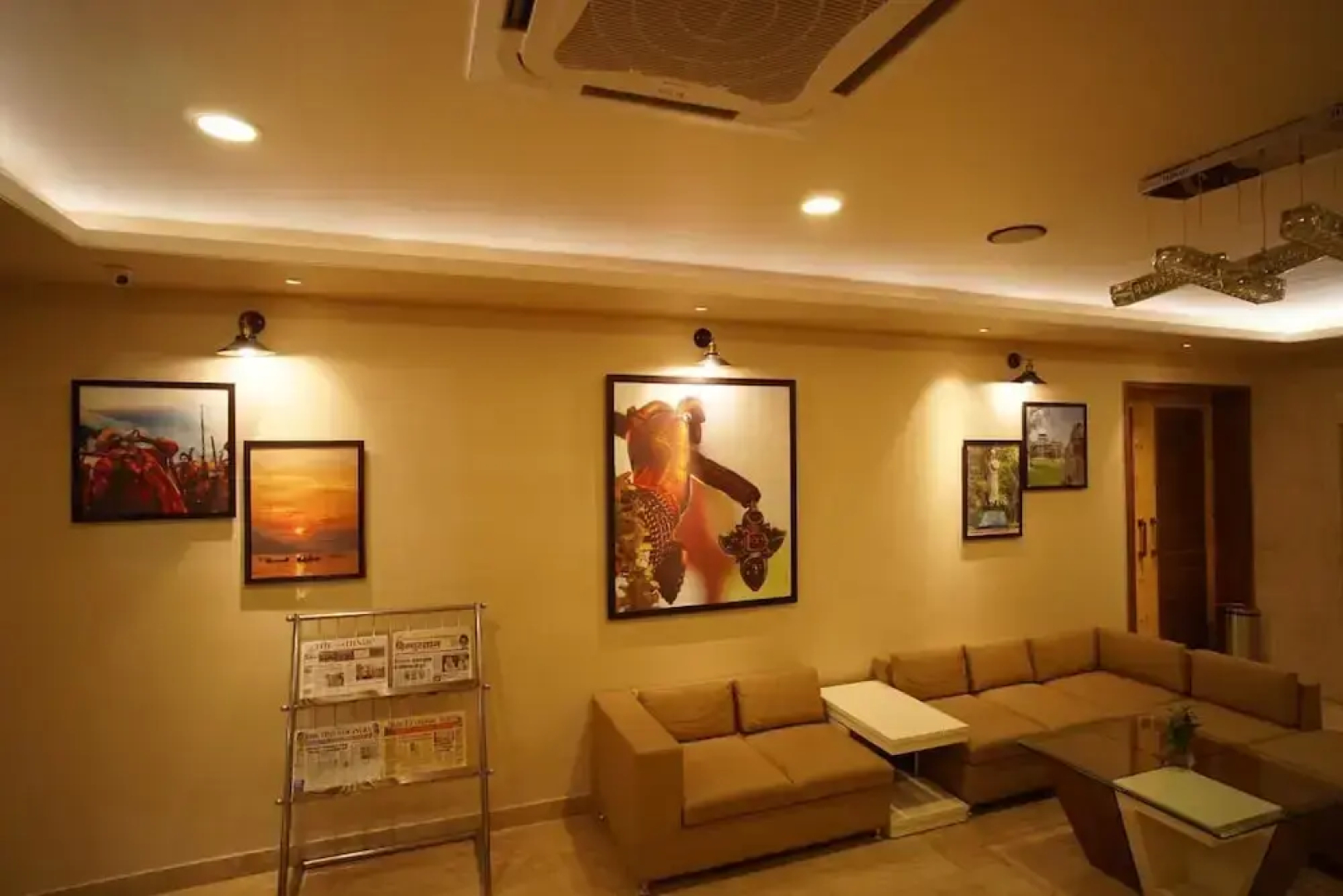 Hotel Shree Kanha Residency