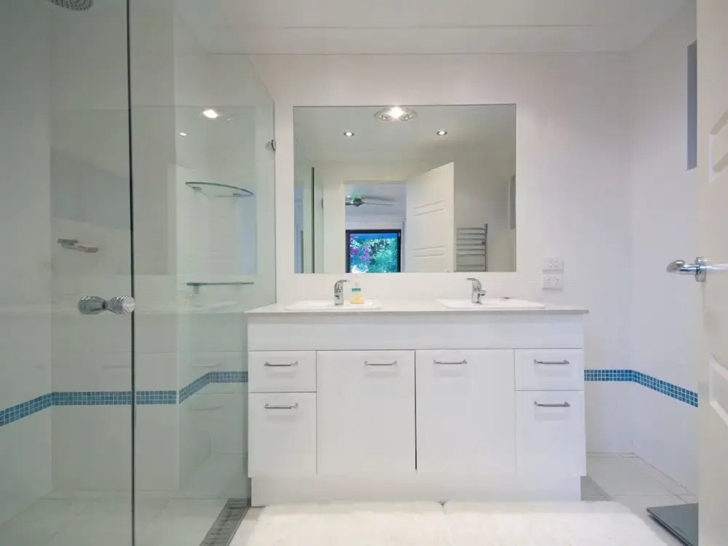 Sea Pearl, 10 Corlette Point Road