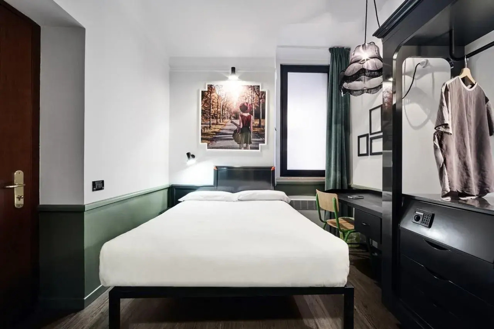 Hostel Generator Rome