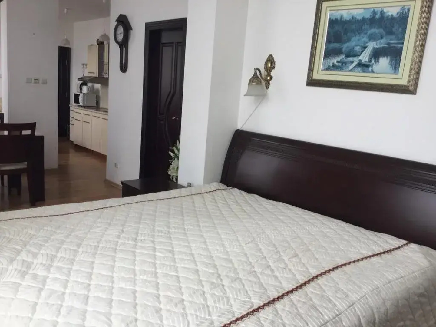 Oasis Suites Apartments and Studios