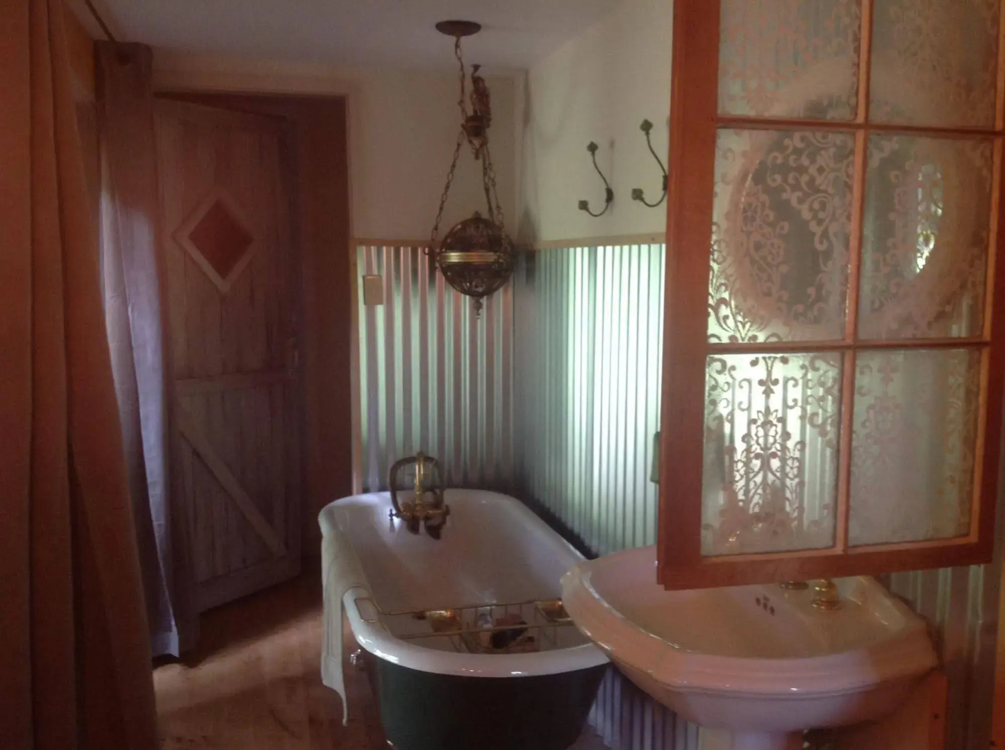 Columbia Gardens Winery and Grape Escape Guesthouse