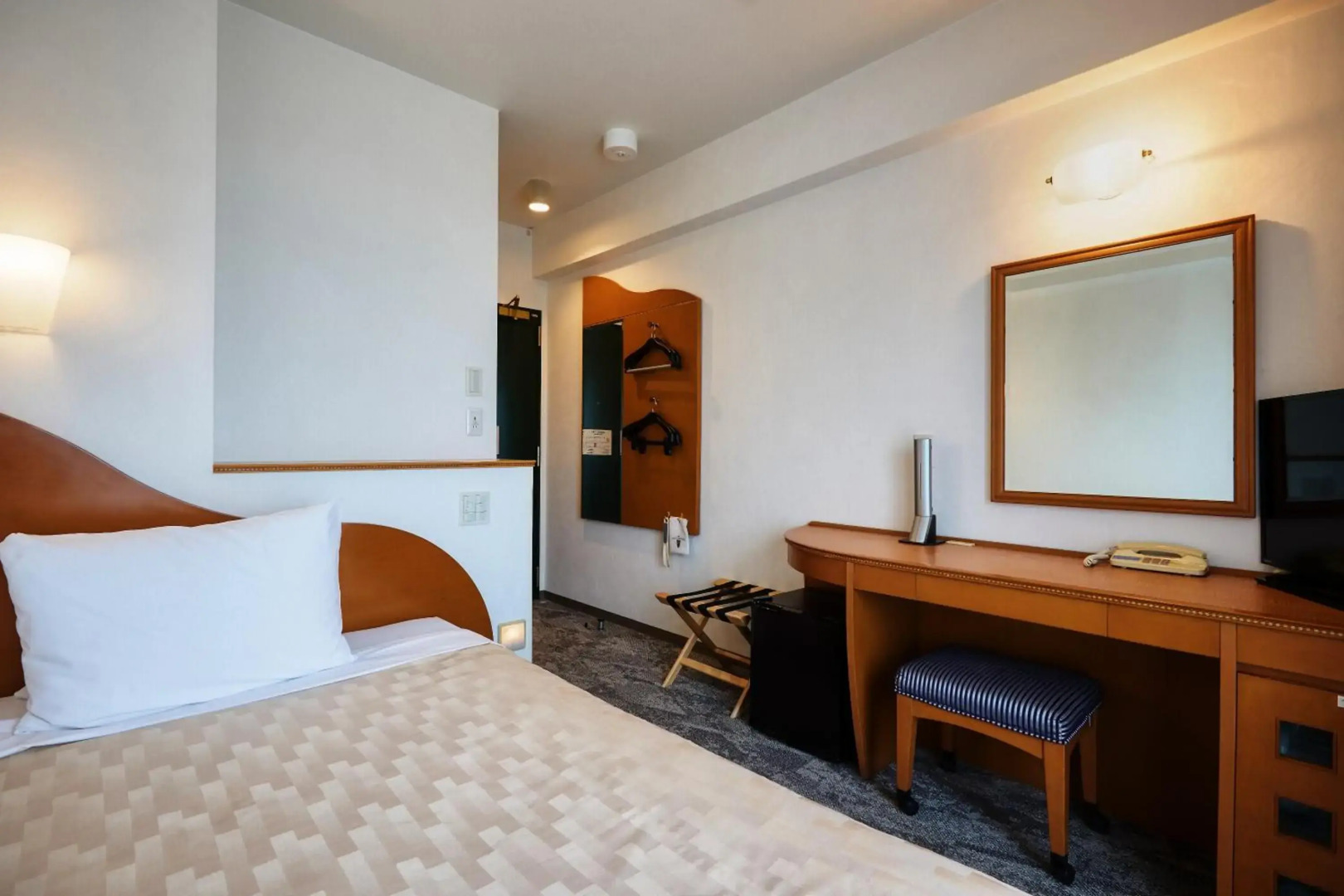 Naha Beach Side Hotel