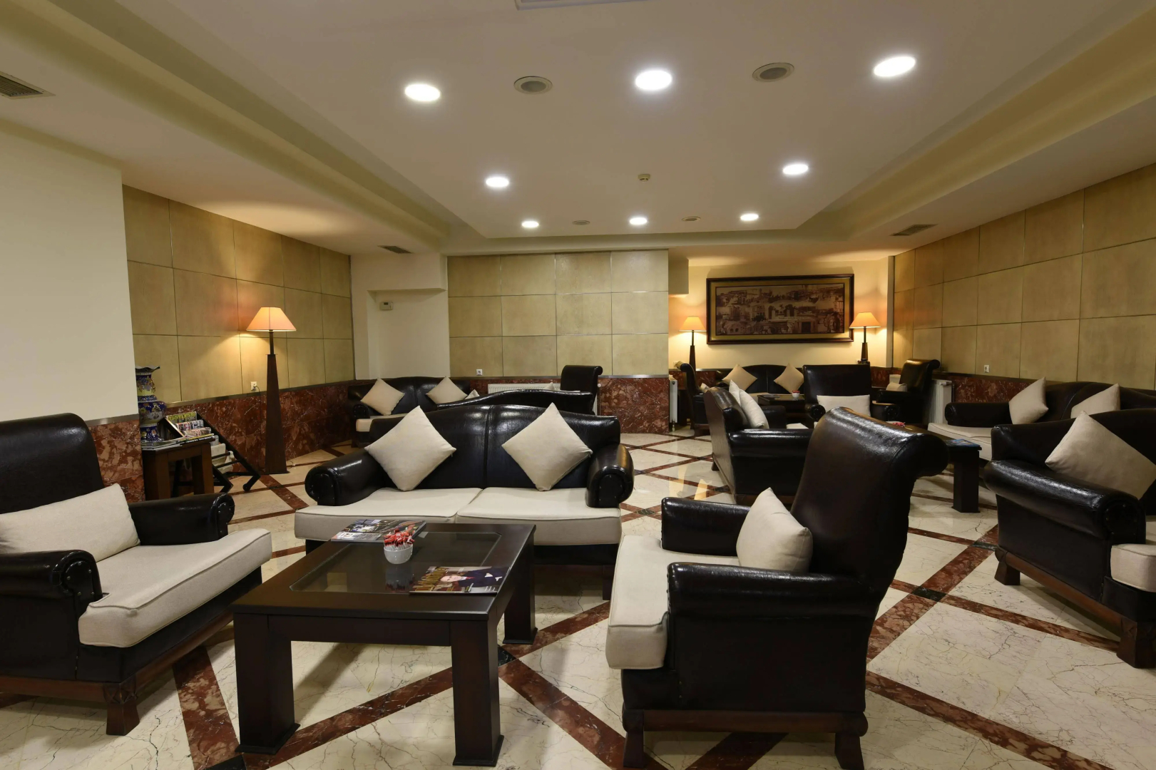 Asal Hotel