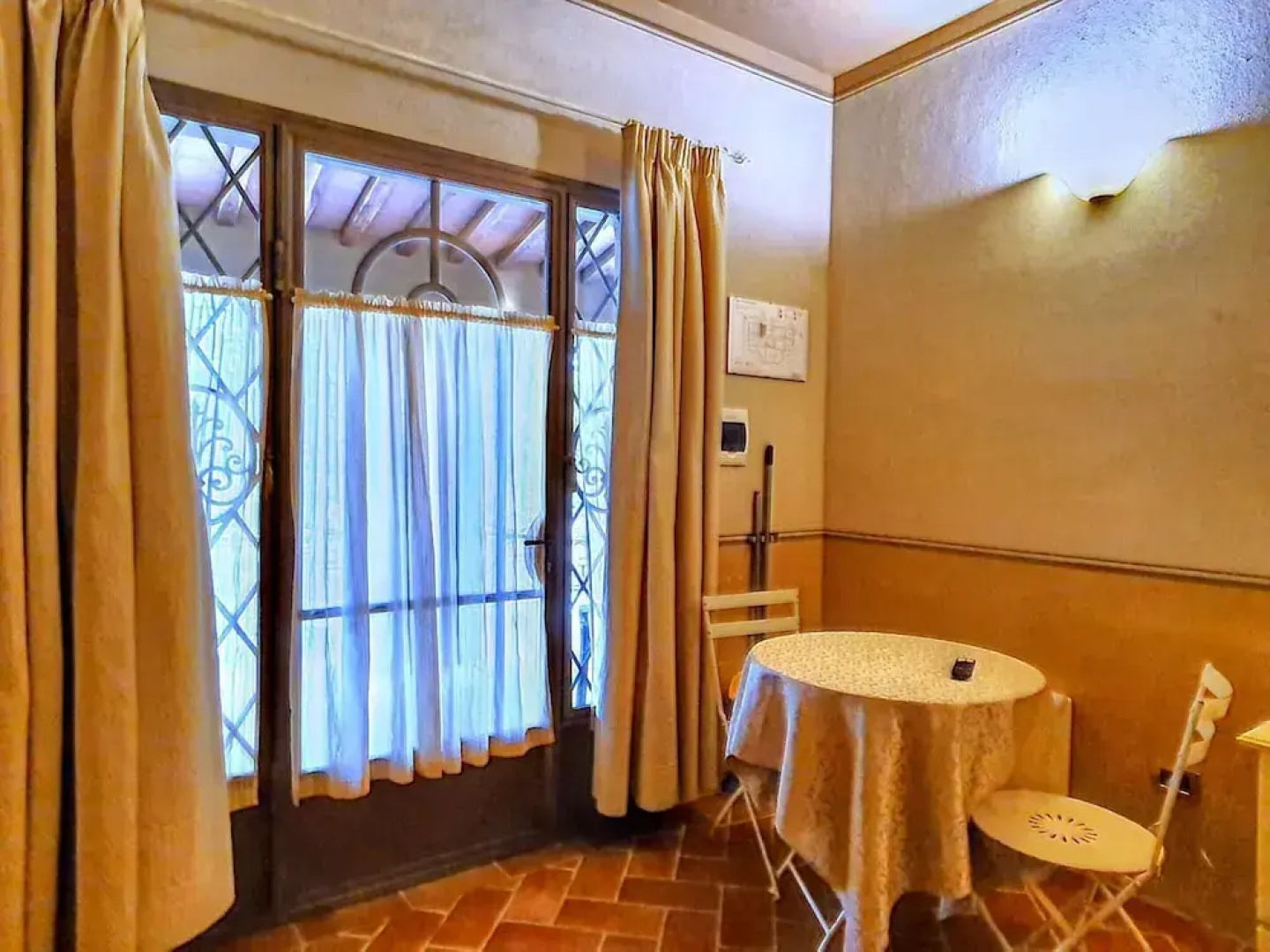 Apartment in Monteverdi Near Wine Tours
