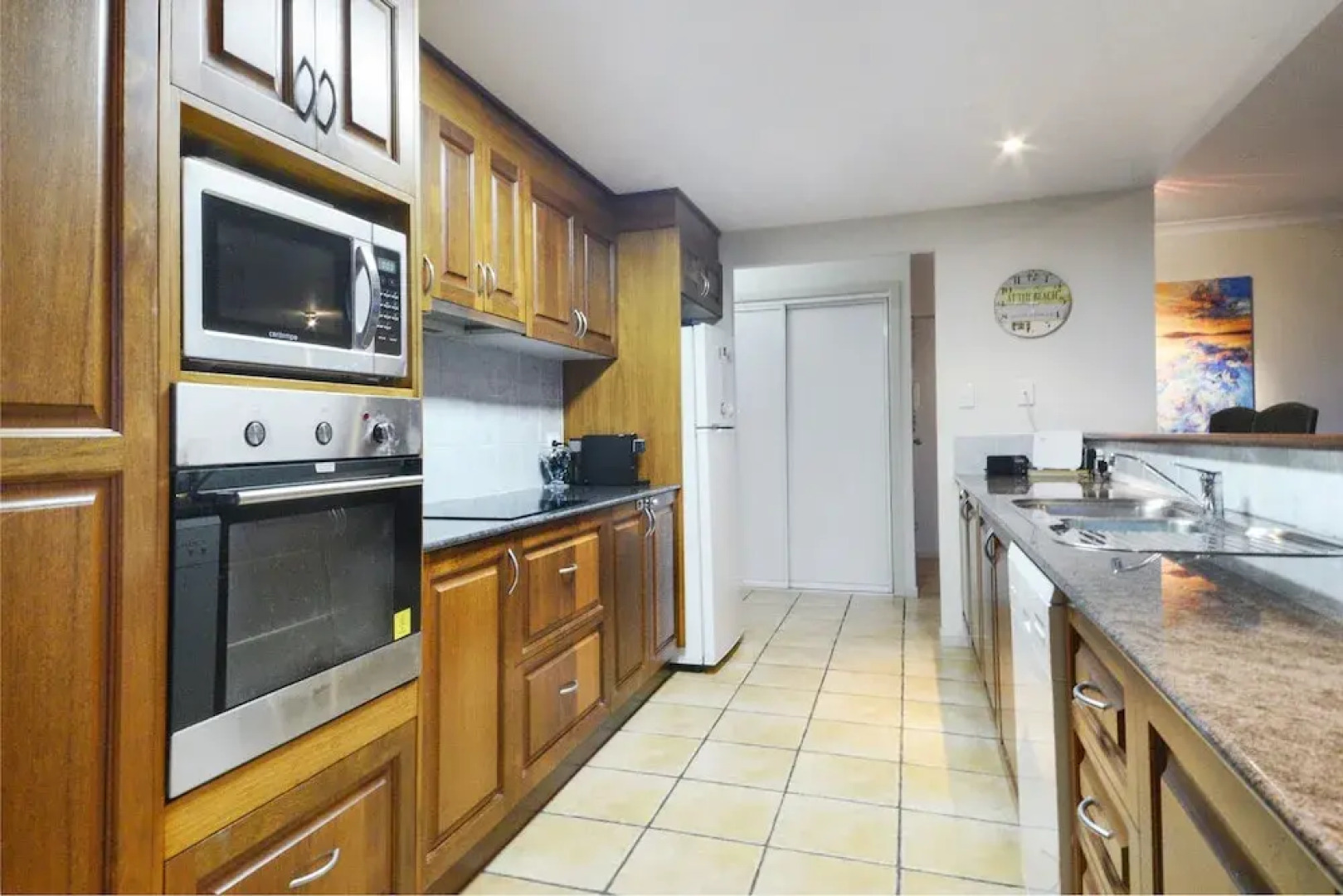 Airlie Harbour Apartment - Airlie Beach