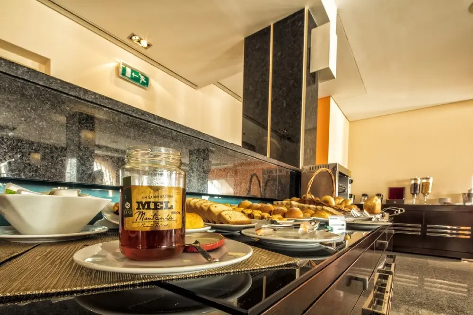 iu Hotel N'dalatando