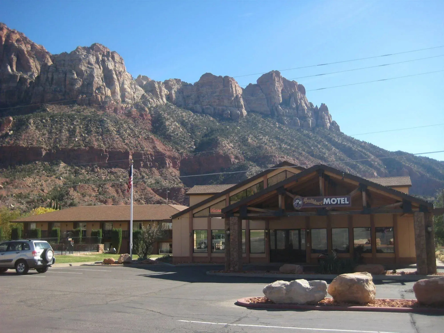 Bumbleberry Inn