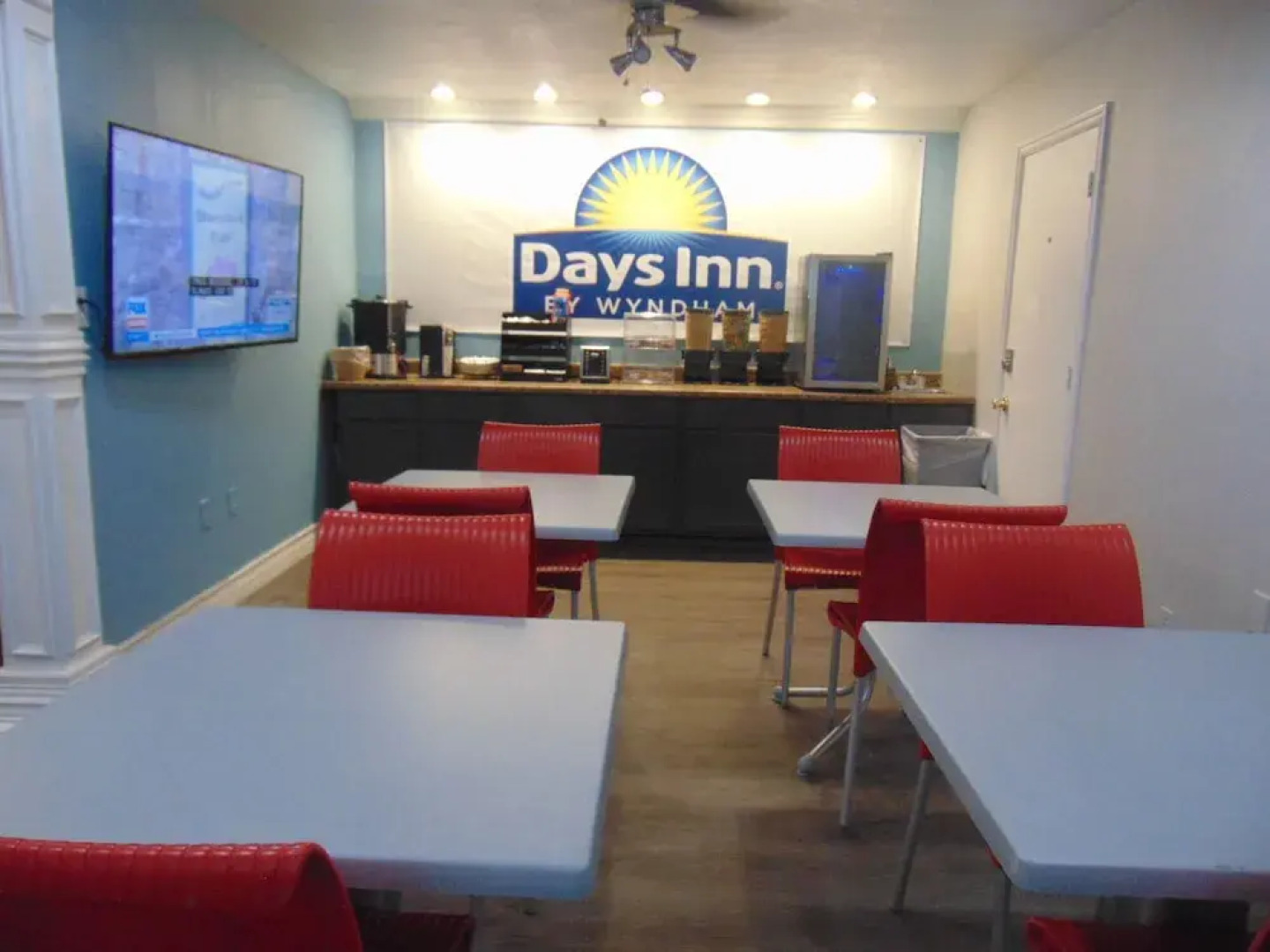 Days Inn by Wyndham Victorville