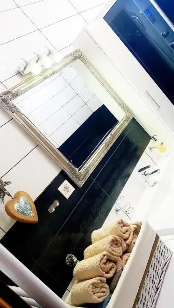 Rafael Apartment