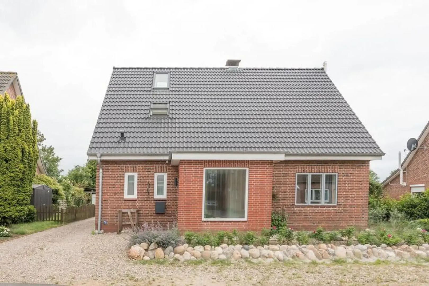 charming holiday home in the small fishing village of Tönning