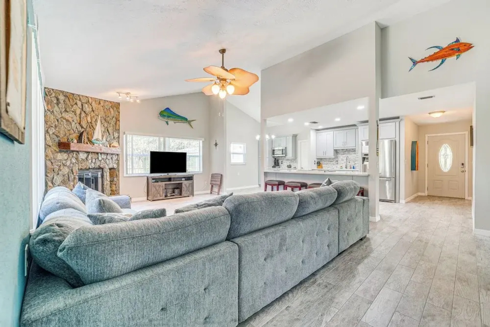 Riverfront Home With Private Dock, Fire Pit!