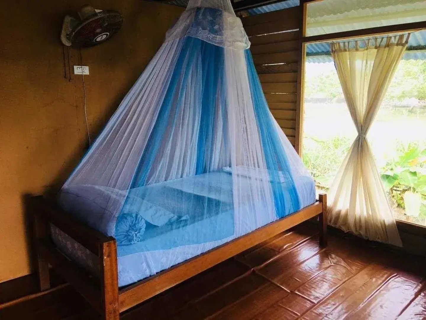 Simeulue Nanik Surfcamp