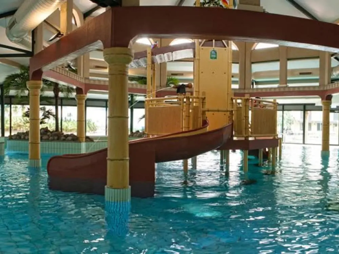 Cozy Wooden Chalet in Pedestrian Area