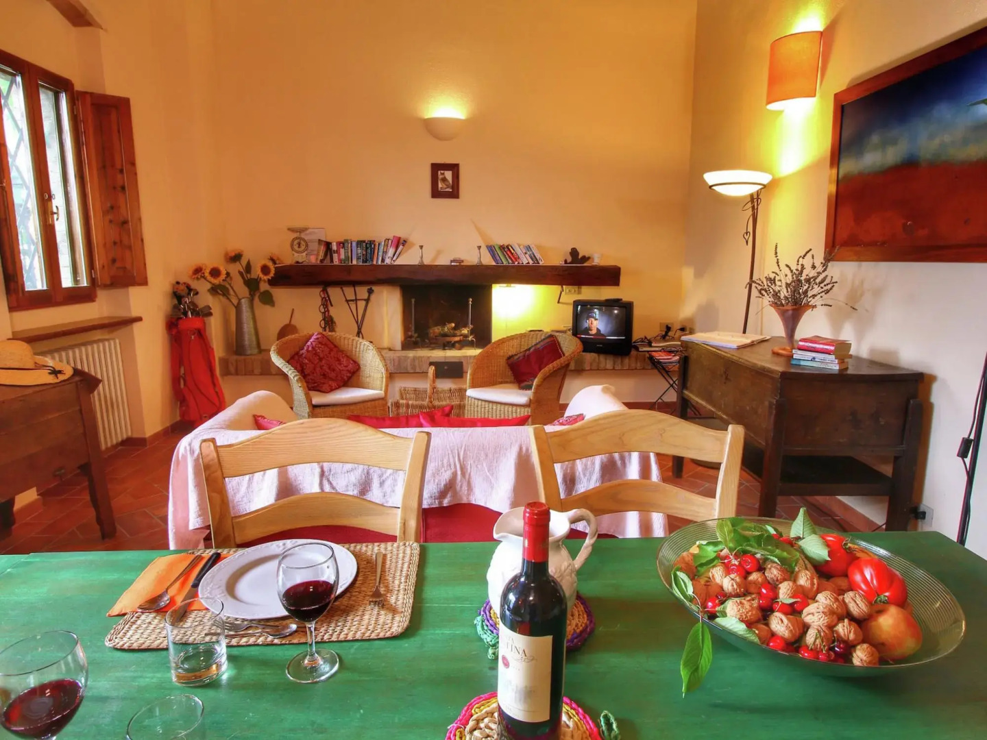 Boutique Cottage in Poggibonsi with Pool